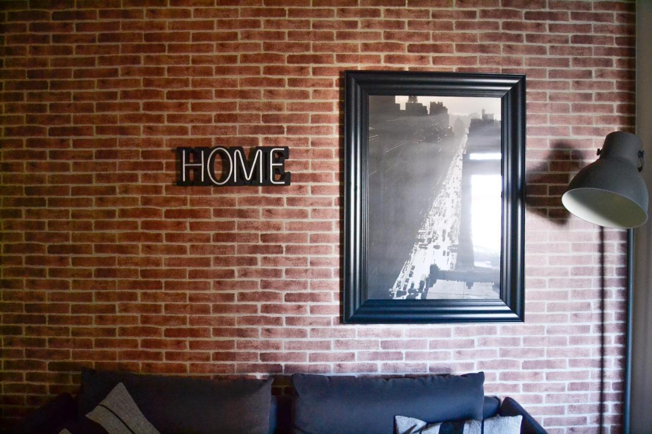 Near The - 3bed - 2bath - Wifi Apartment